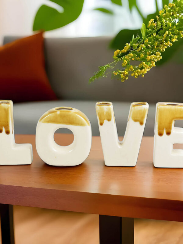 Ceramic Love Vases (Sculpture) 11 cm